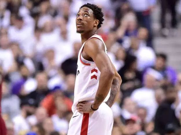 员树立了榜 员树立了榜