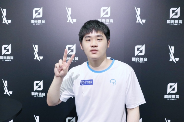 特半场数据 特半场数据