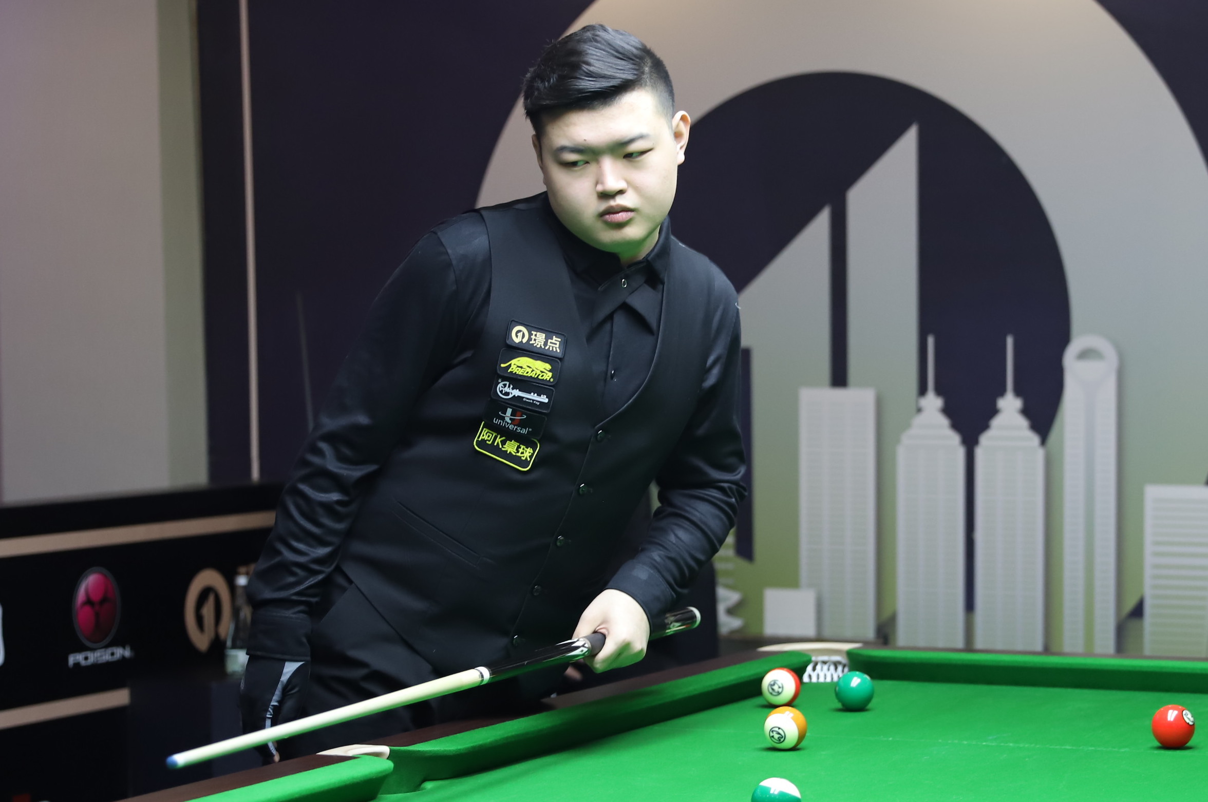 巴塞罗那的 巴塞罗那的