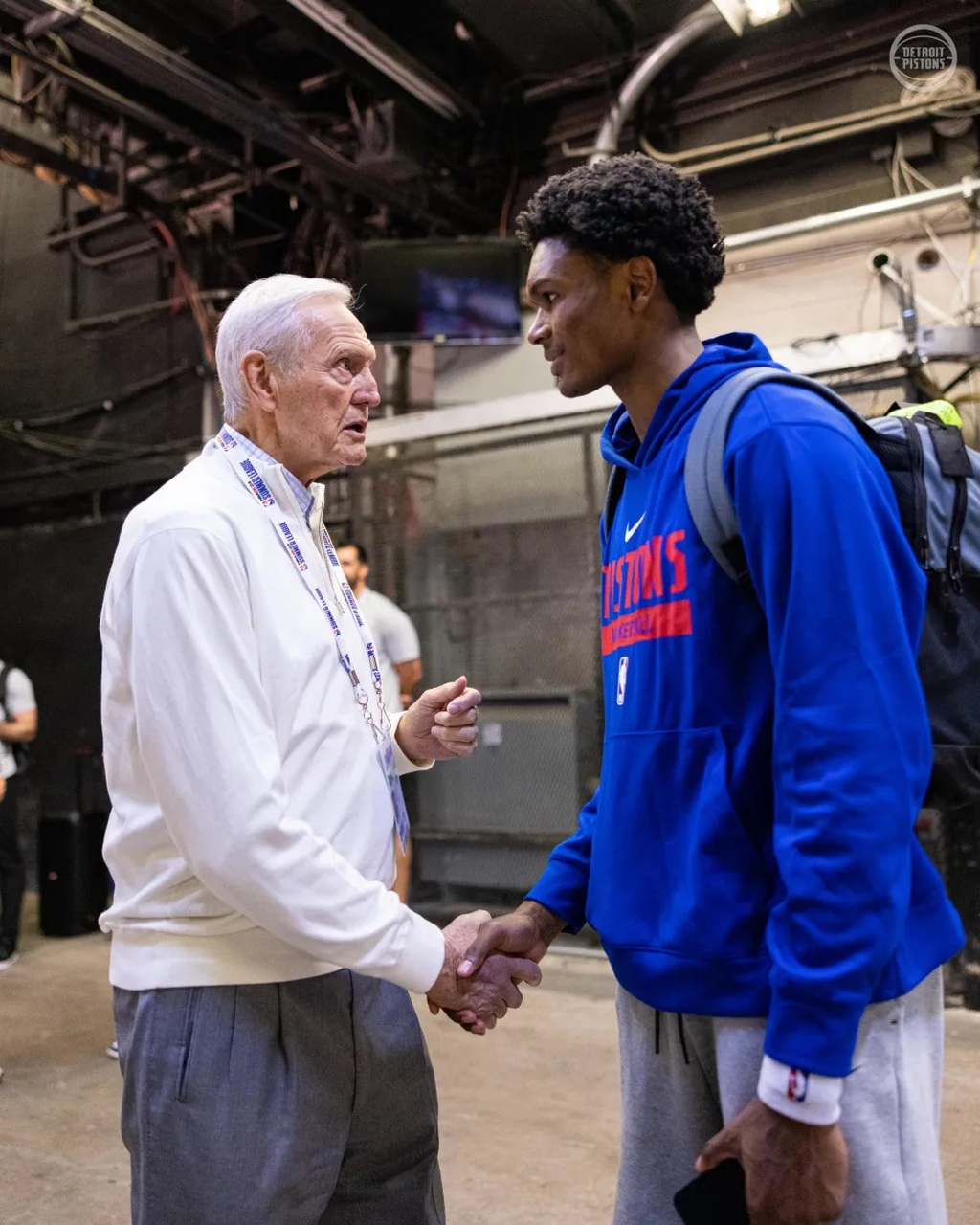 四带二切牌 四带二切牌